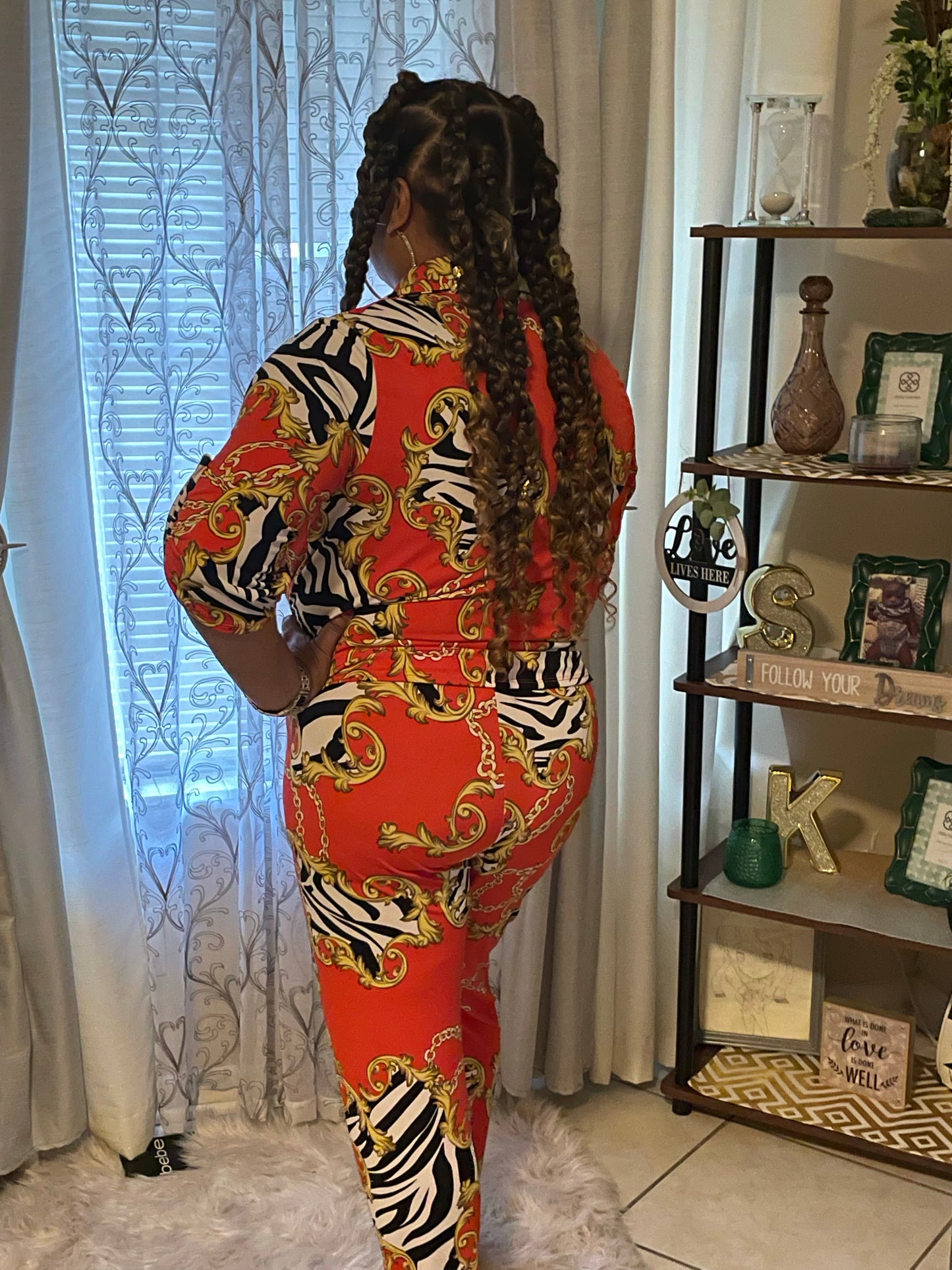 A Chain Reaction 2 Piece Pants Suit (Plus Size)